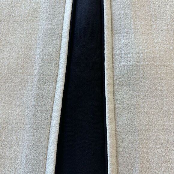 Giambattista Valli Paris white and black crêpe sleeveless dress. Size 6 - Picture 10 of 12